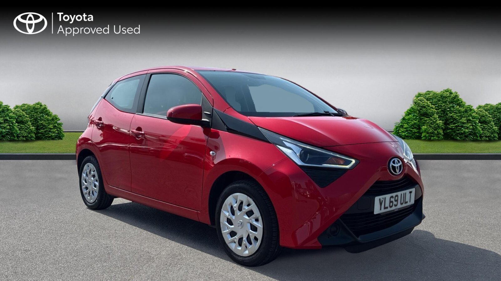 Main listing image - Toyota Aygo