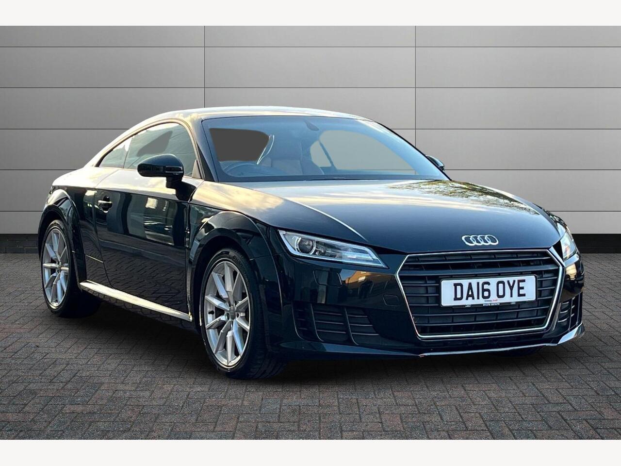 Main listing image - Audi TT