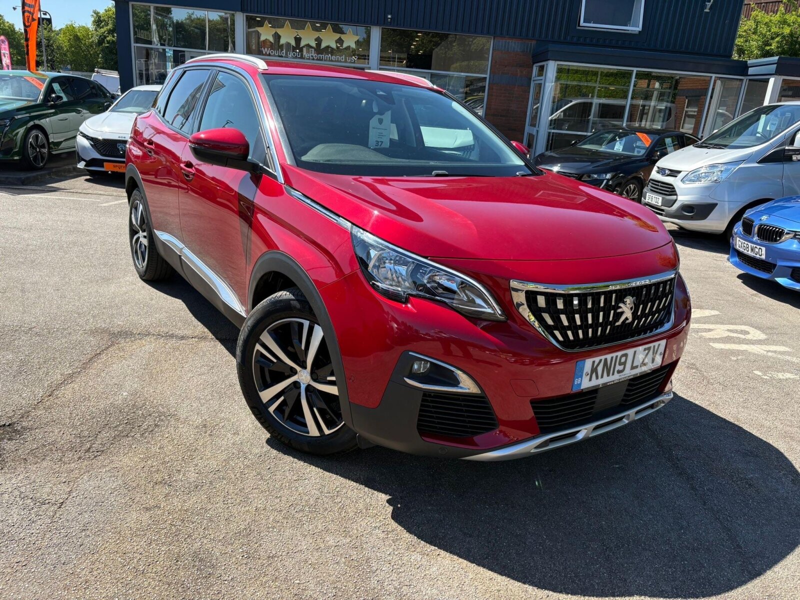 Main listing image - Peugeot 3008