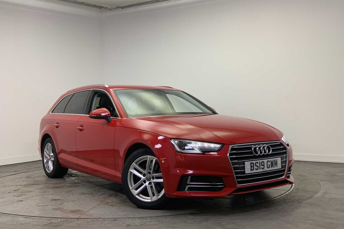 Main listing image - Audi A4