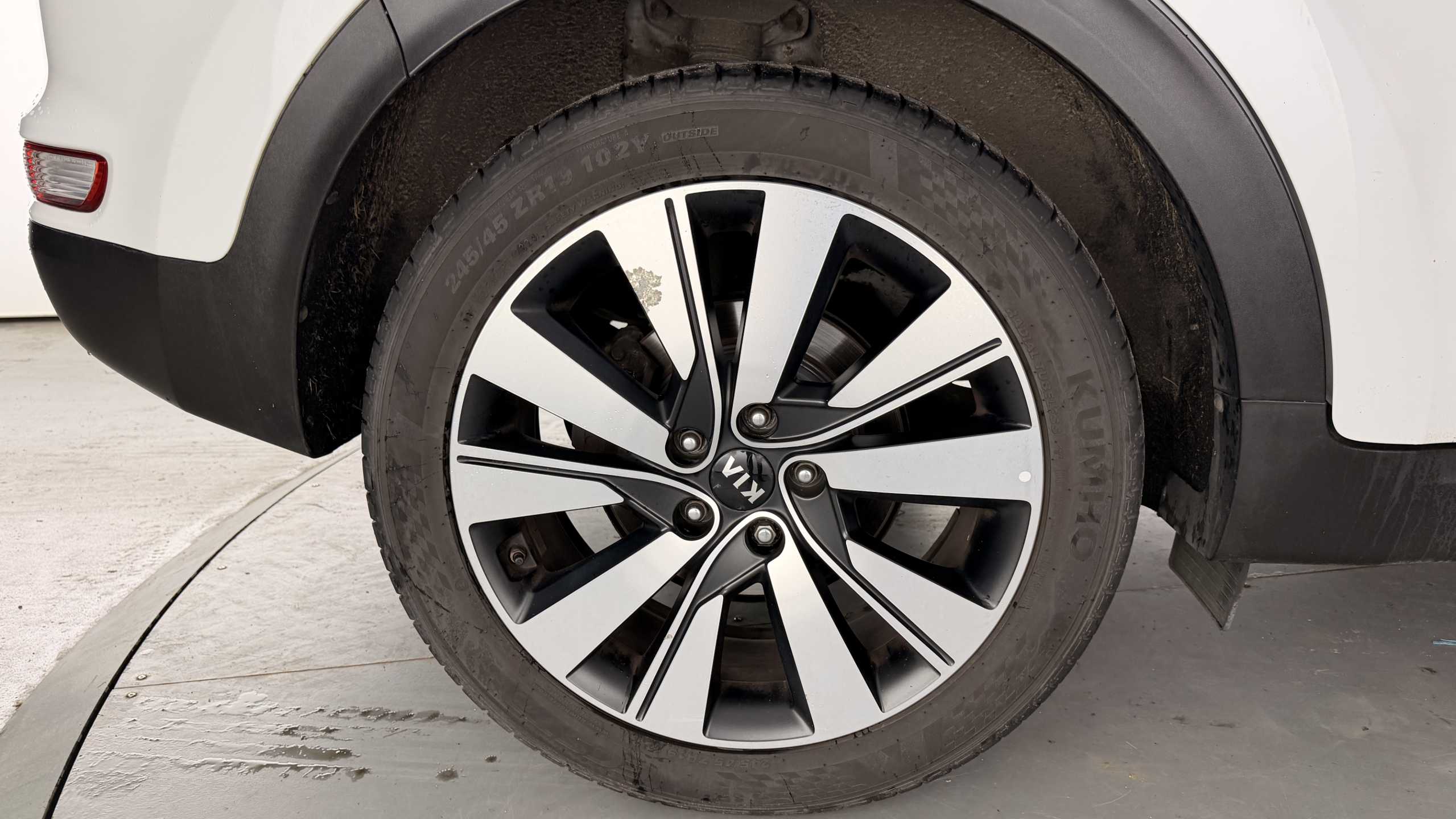 Main listing image - Kia Sportage