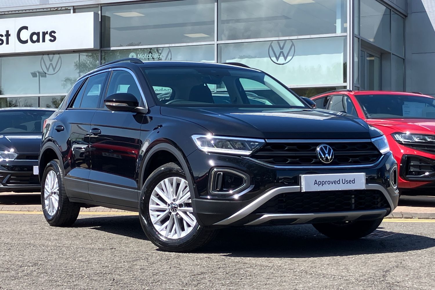 Main listing image - Volkswagen T-Roc