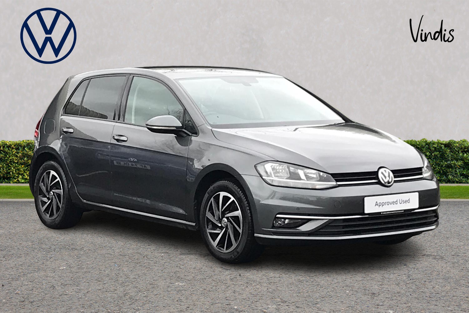 Main listing image - Volkswagen Golf