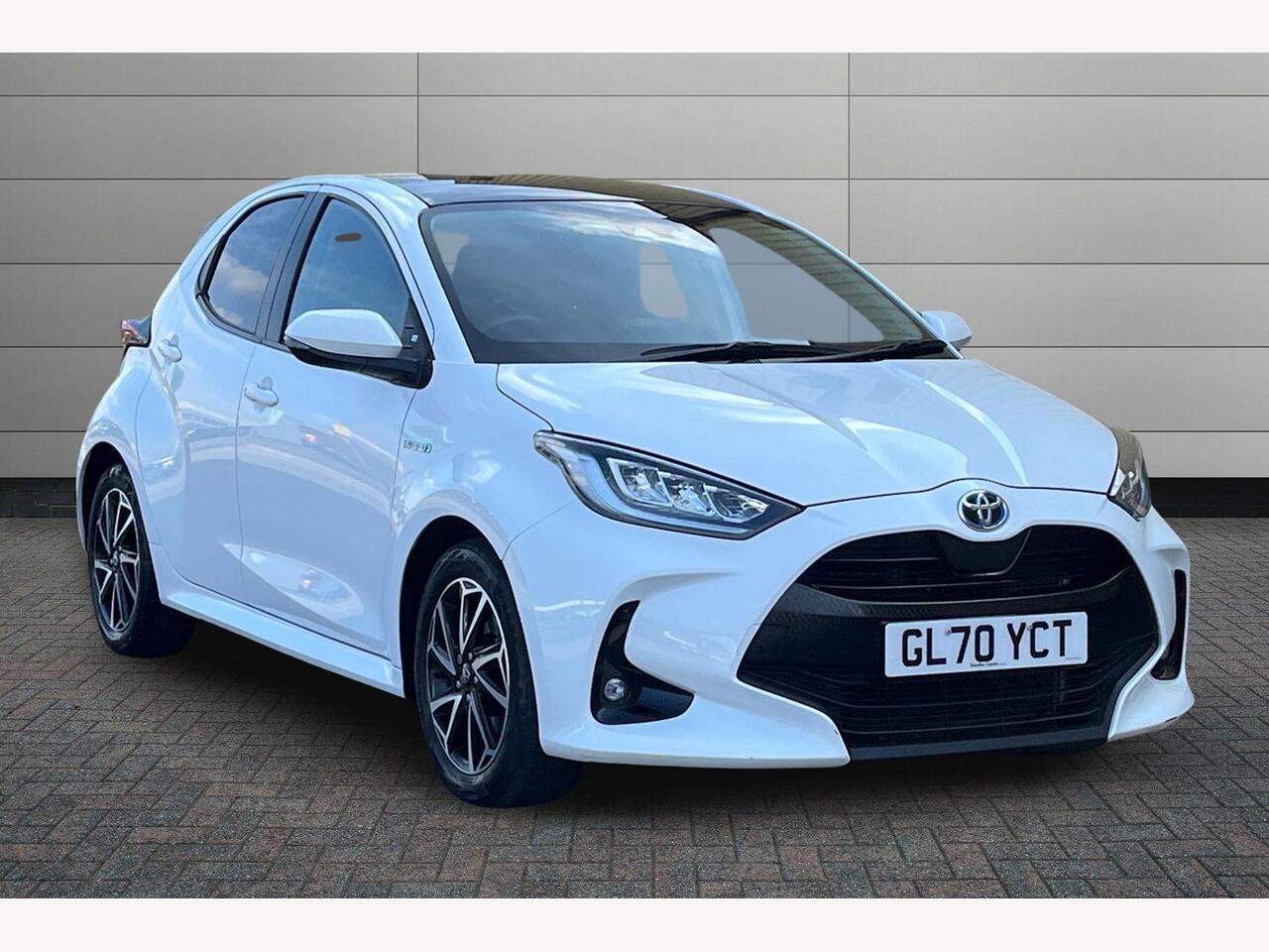 Main listing image - Toyota Yaris