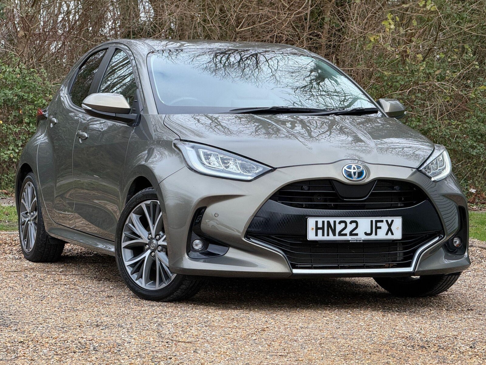 Main listing image - Toyota Yaris