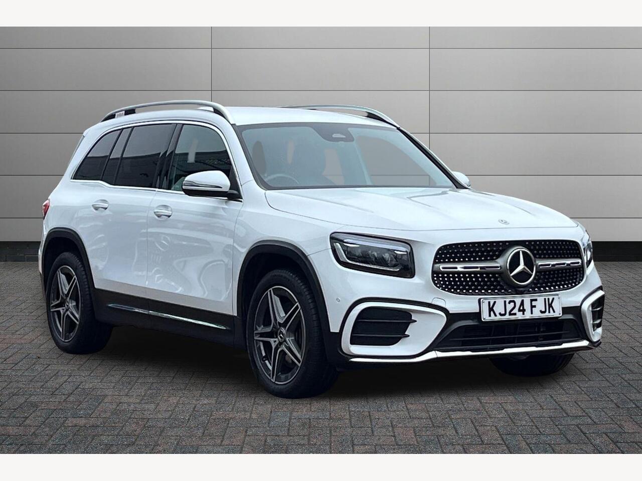 Main listing image - Mercedes-Benz GLB
