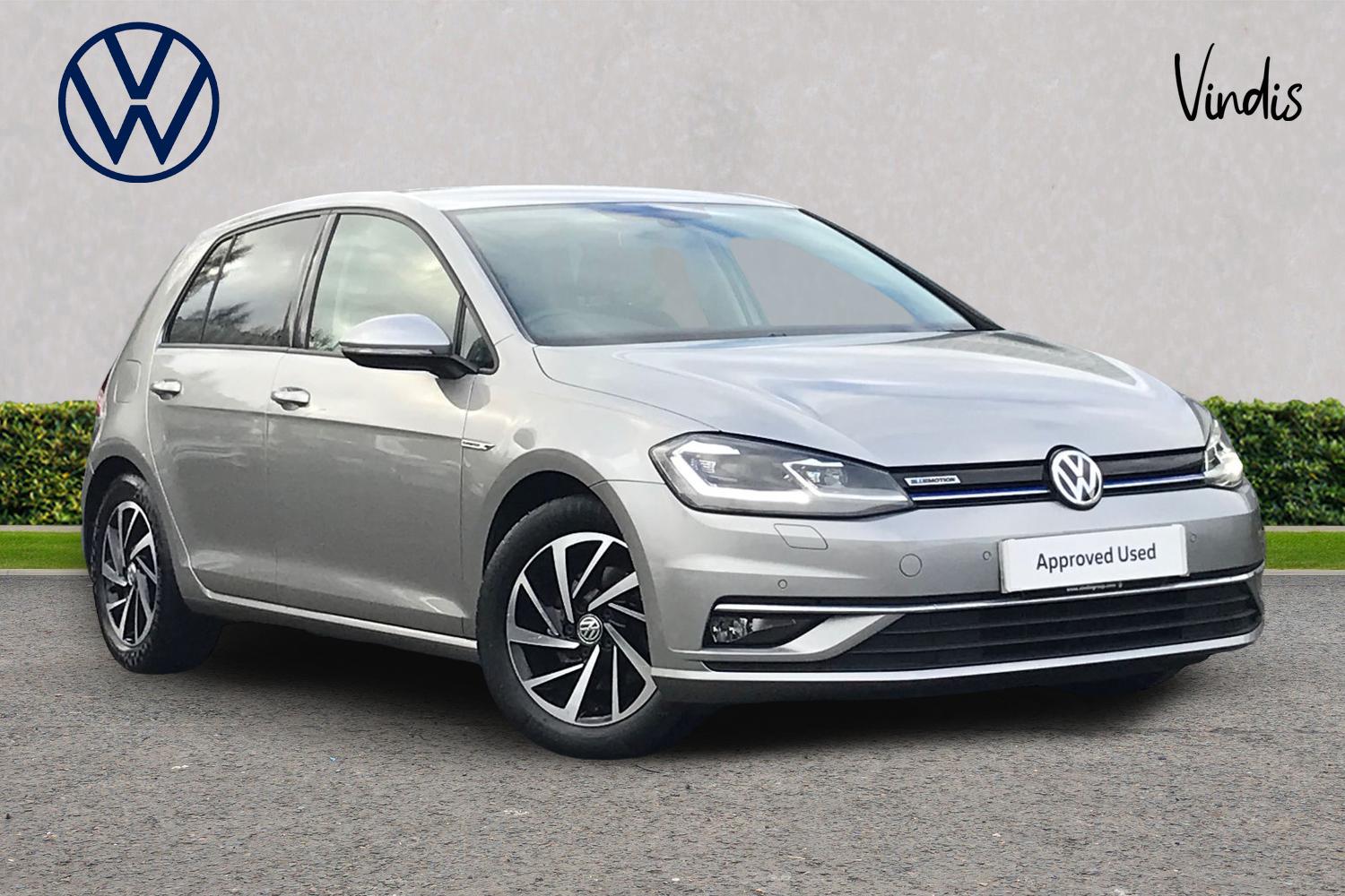 Main listing image - Volkswagen Golf
