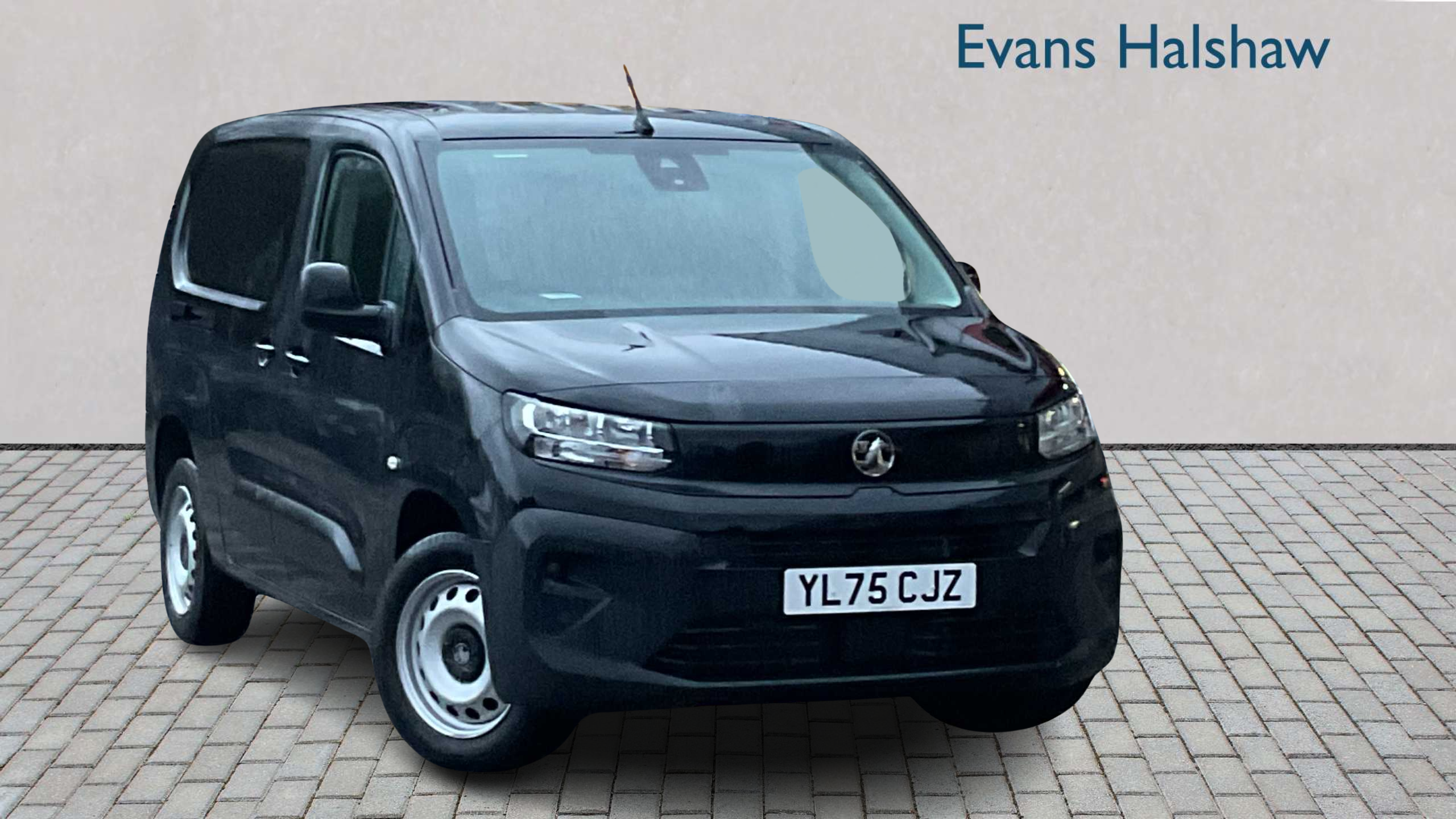 Main listing image - Vauxhall Combo Cargo