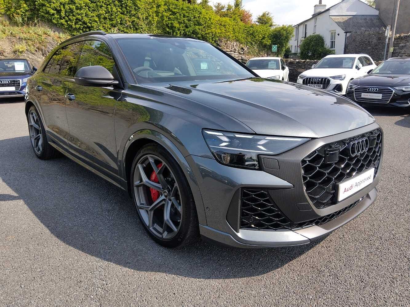 Main listing image - Audi RS Q8