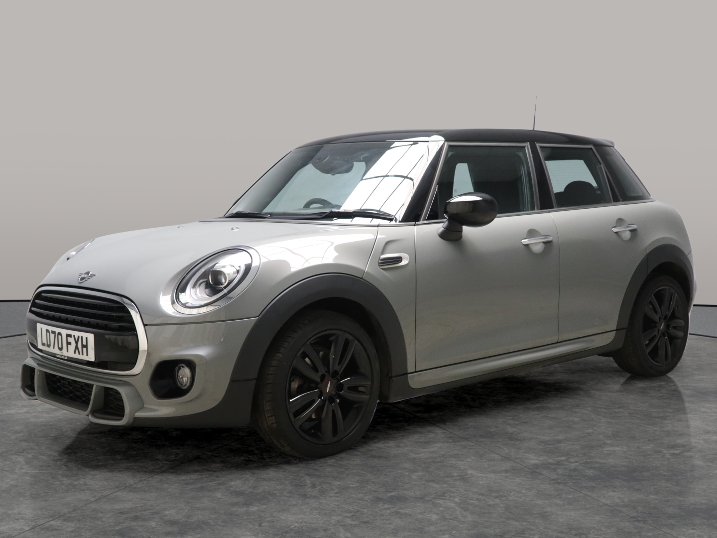 Main listing image - MINI Hatchback