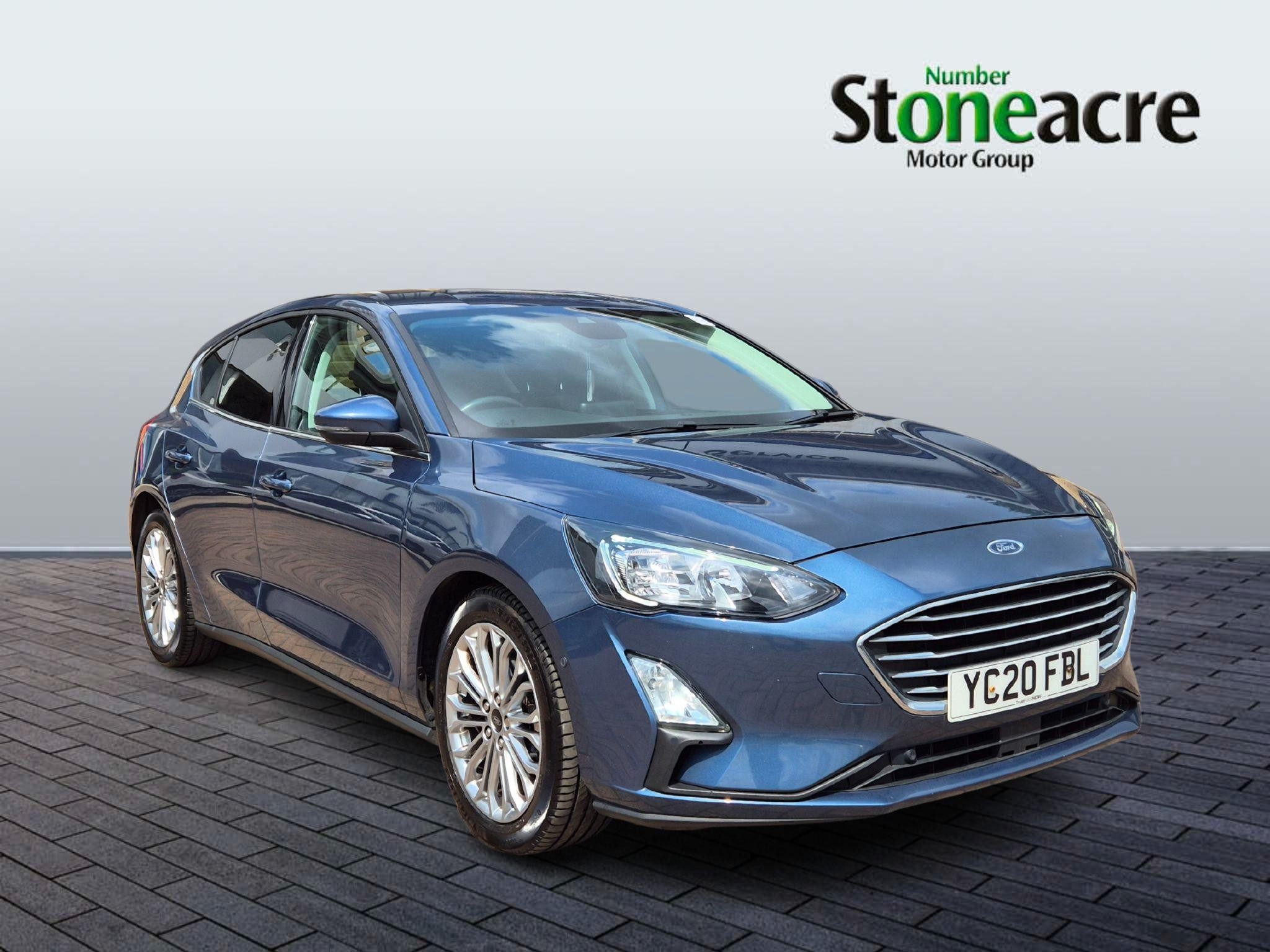 Main listing image - Ford Focus