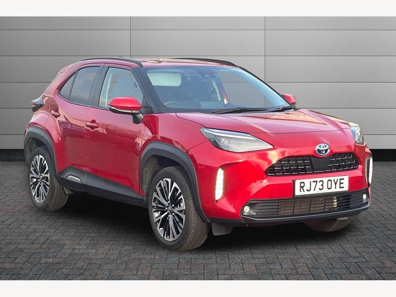 Main listing image - Toyota Yaris Cross