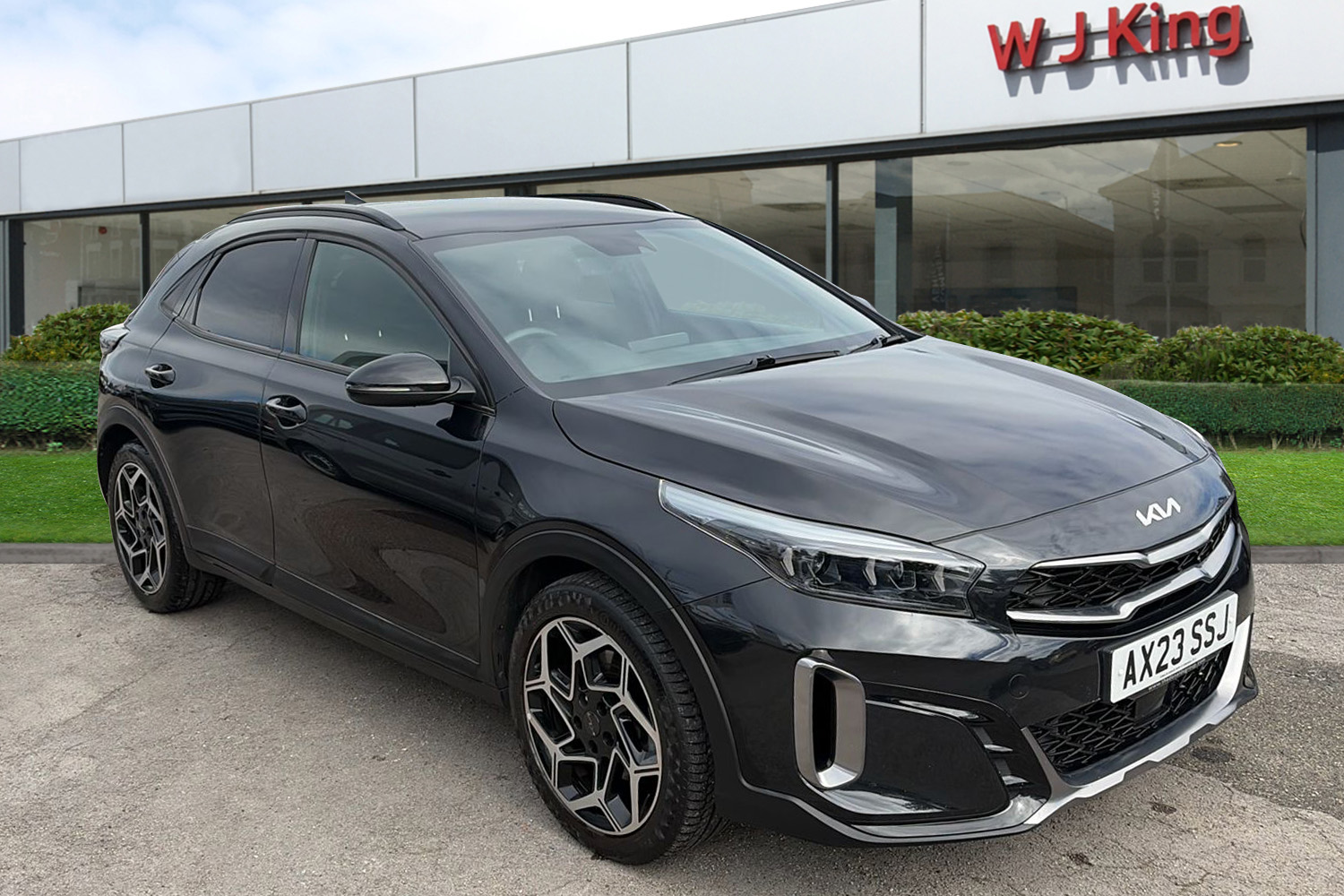 Main listing image - Kia XCeed