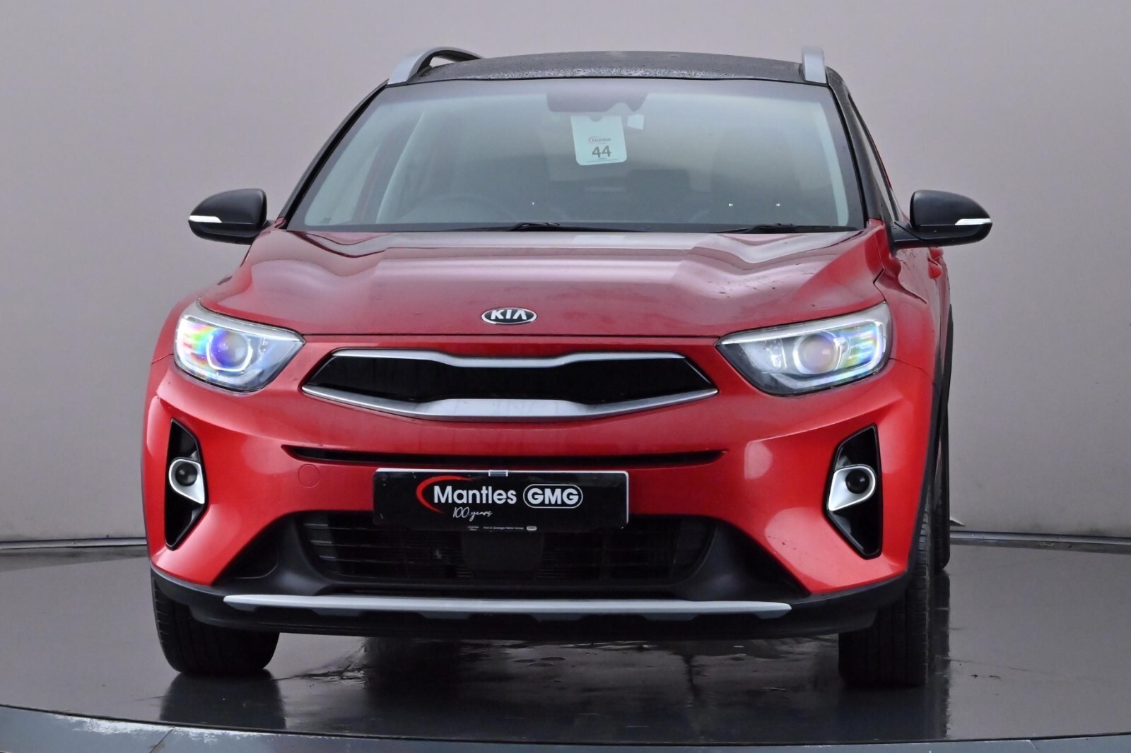 Main listing image - Kia Stonic