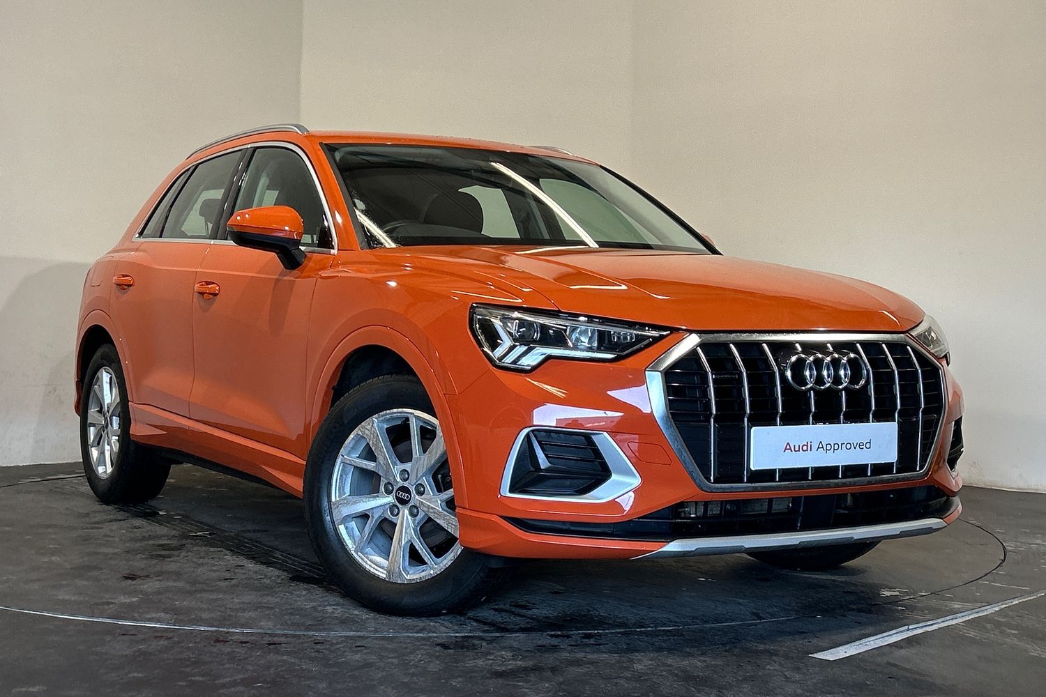 Main listing image - Audi Q3