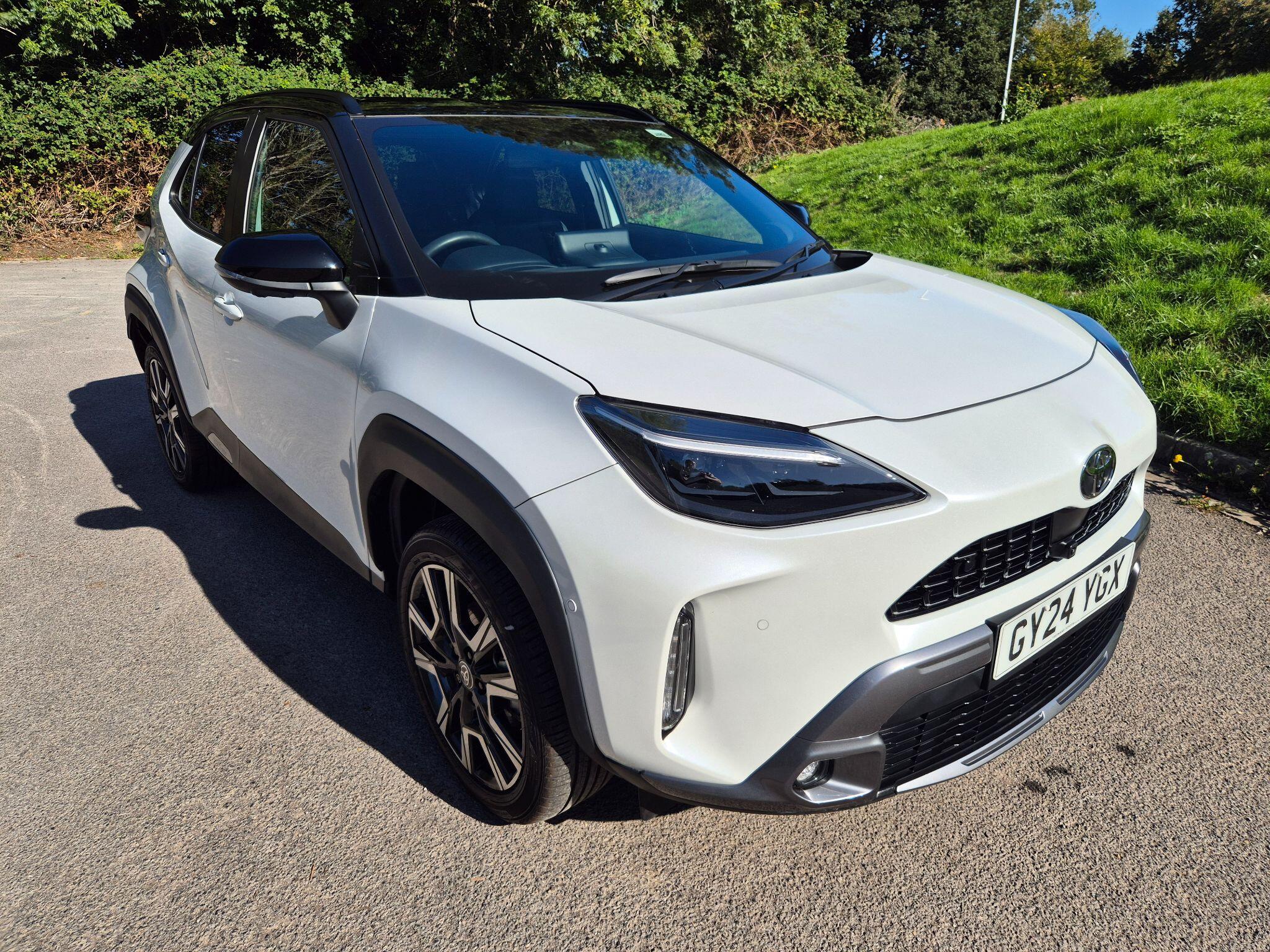 Main listing image - Toyota Yaris Cross