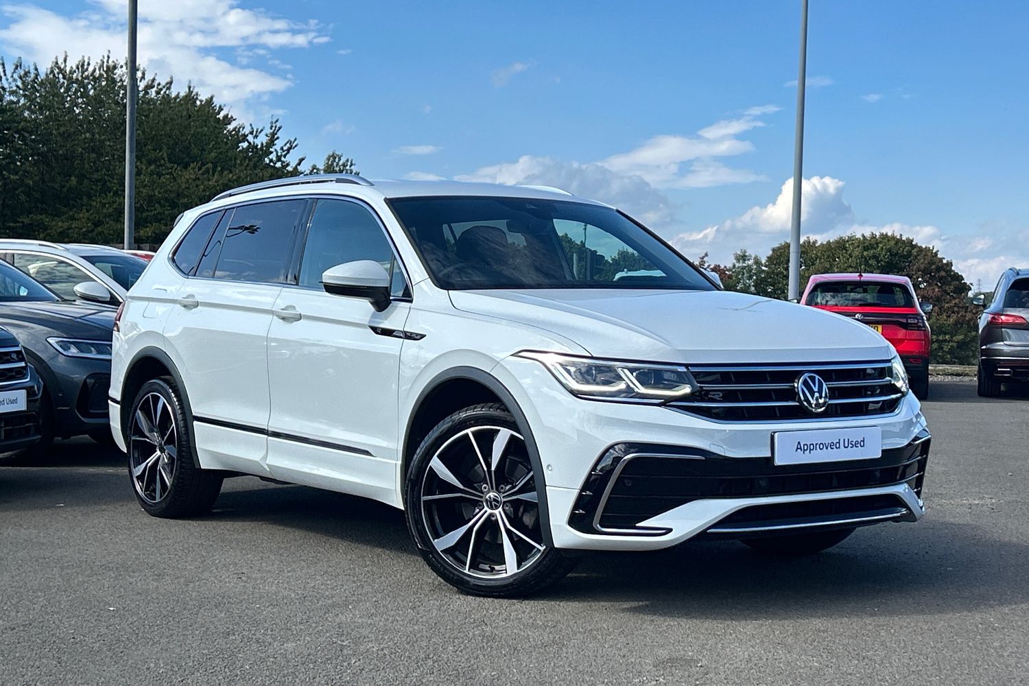 Main listing image - Volkswagen Tiguan Allspace