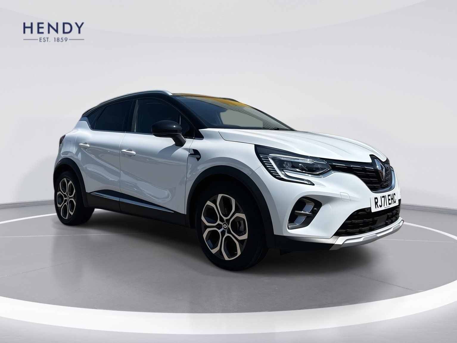 Main listing image - Renault Captur