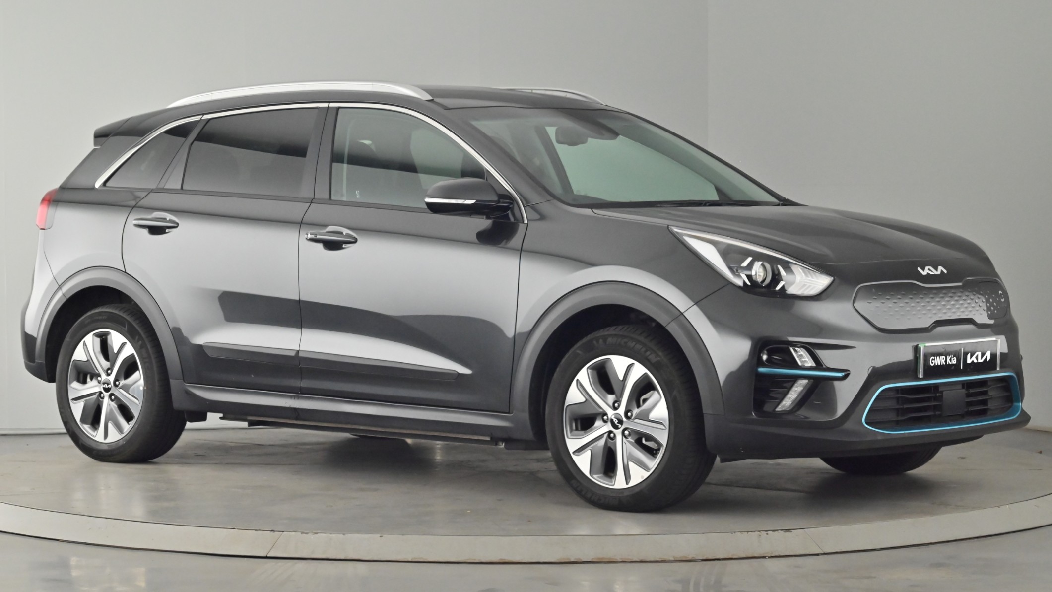 Main listing image - Kia e-Niro