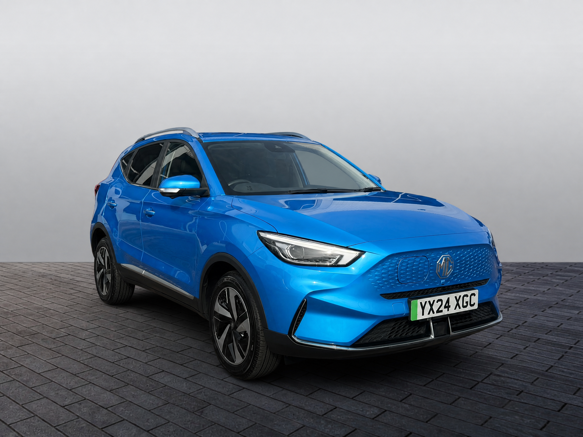 Main listing image - MG ZS