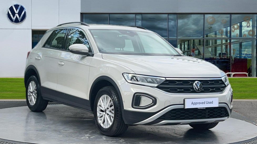 Main listing image - Volkswagen T-Roc