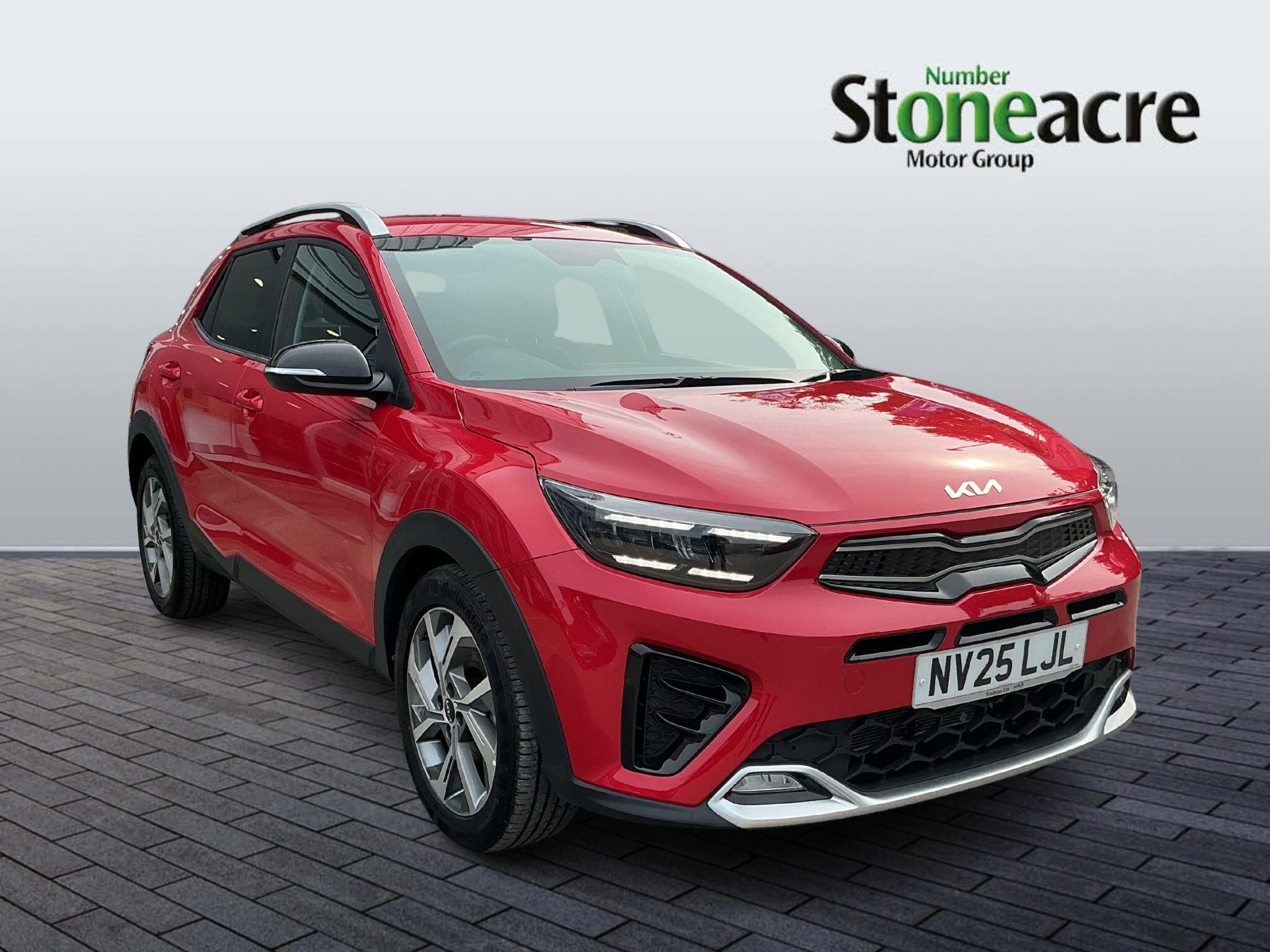 Main listing image - Kia Stonic