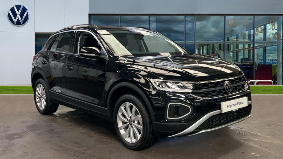 Main listing image - Volkswagen T-Roc