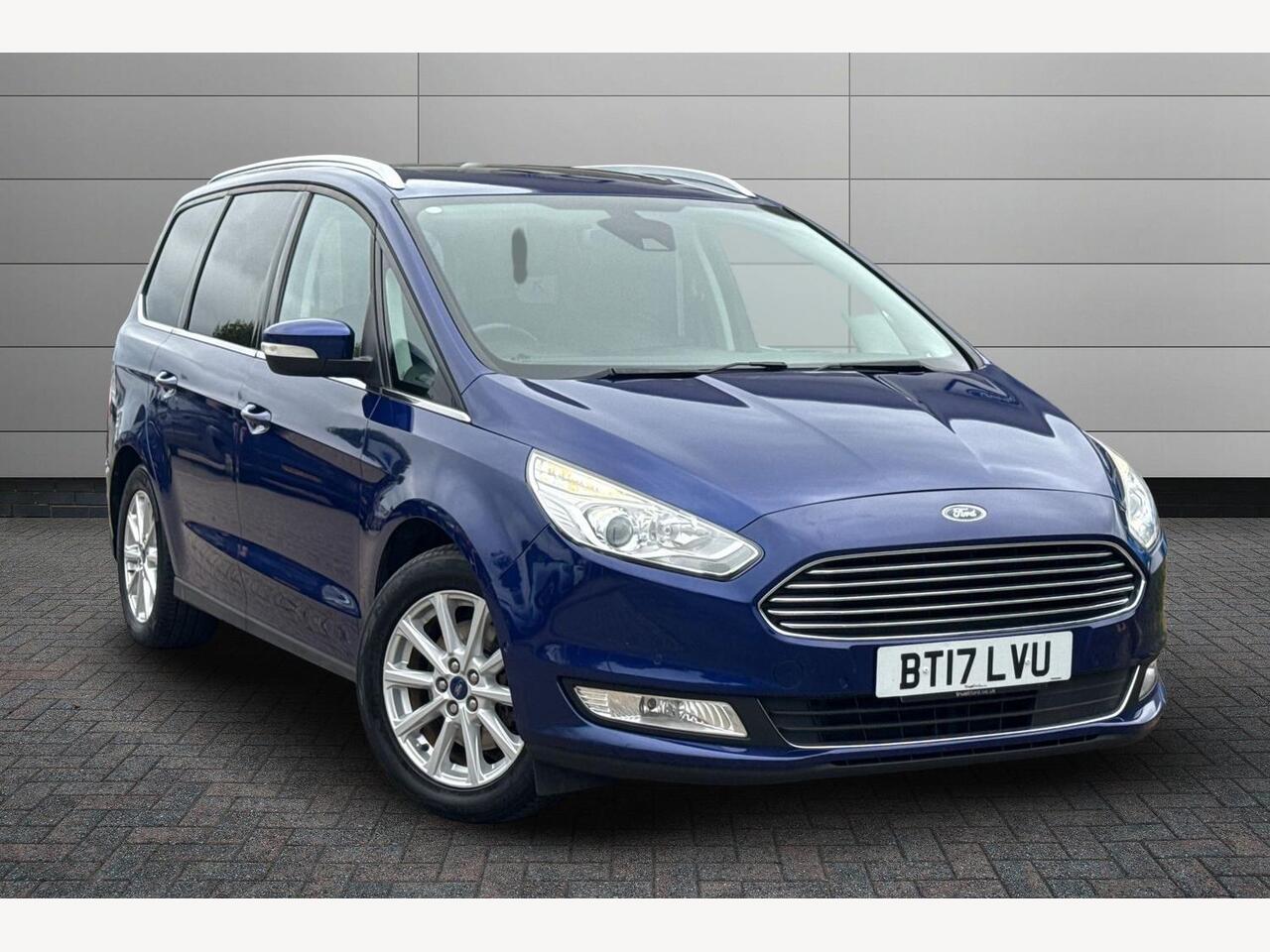 Main listing image - Ford Galaxy