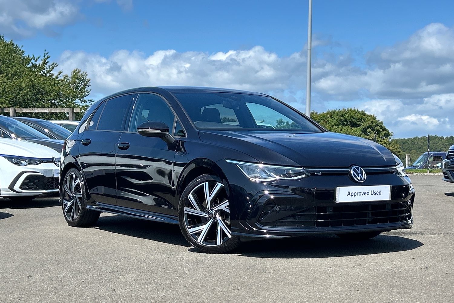 Main listing image - Volkswagen Golf