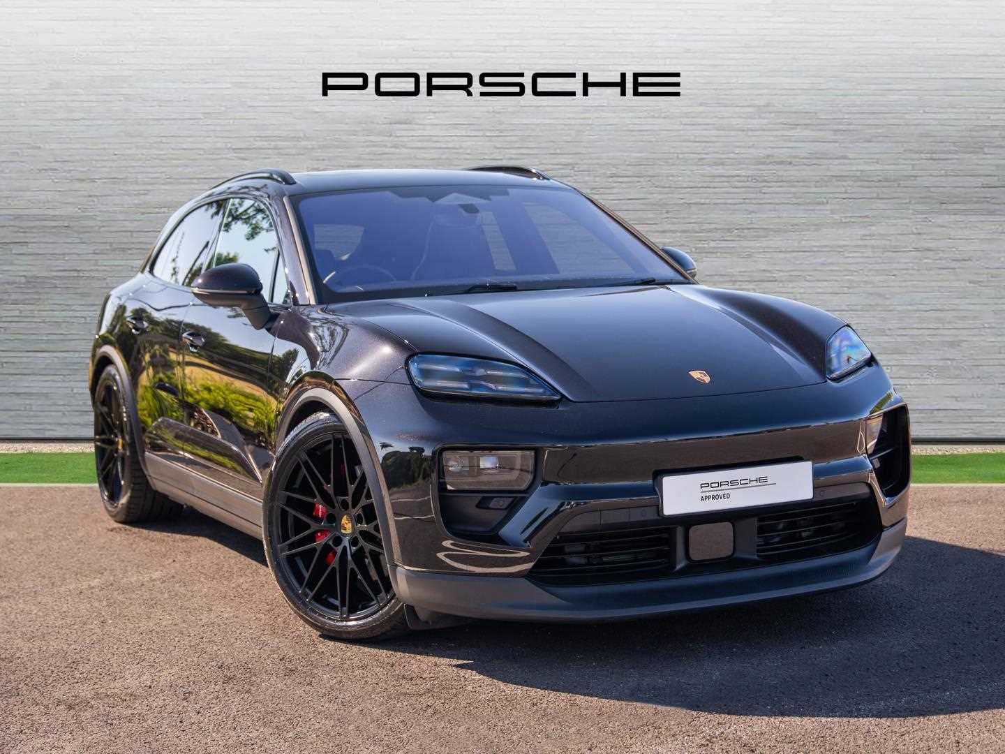 Main listing image - Porsche Macan