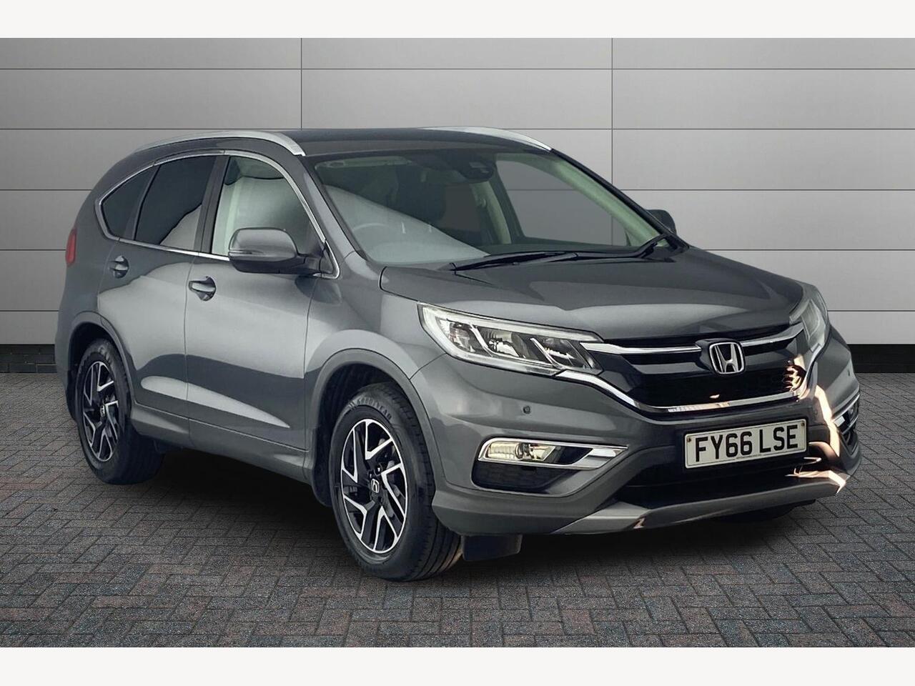 Main listing image - Honda CR-V