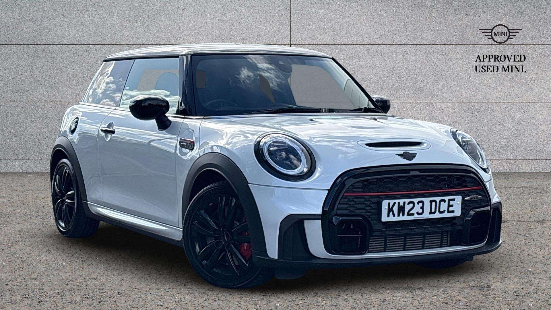 Main listing image - MINI Hatchback
