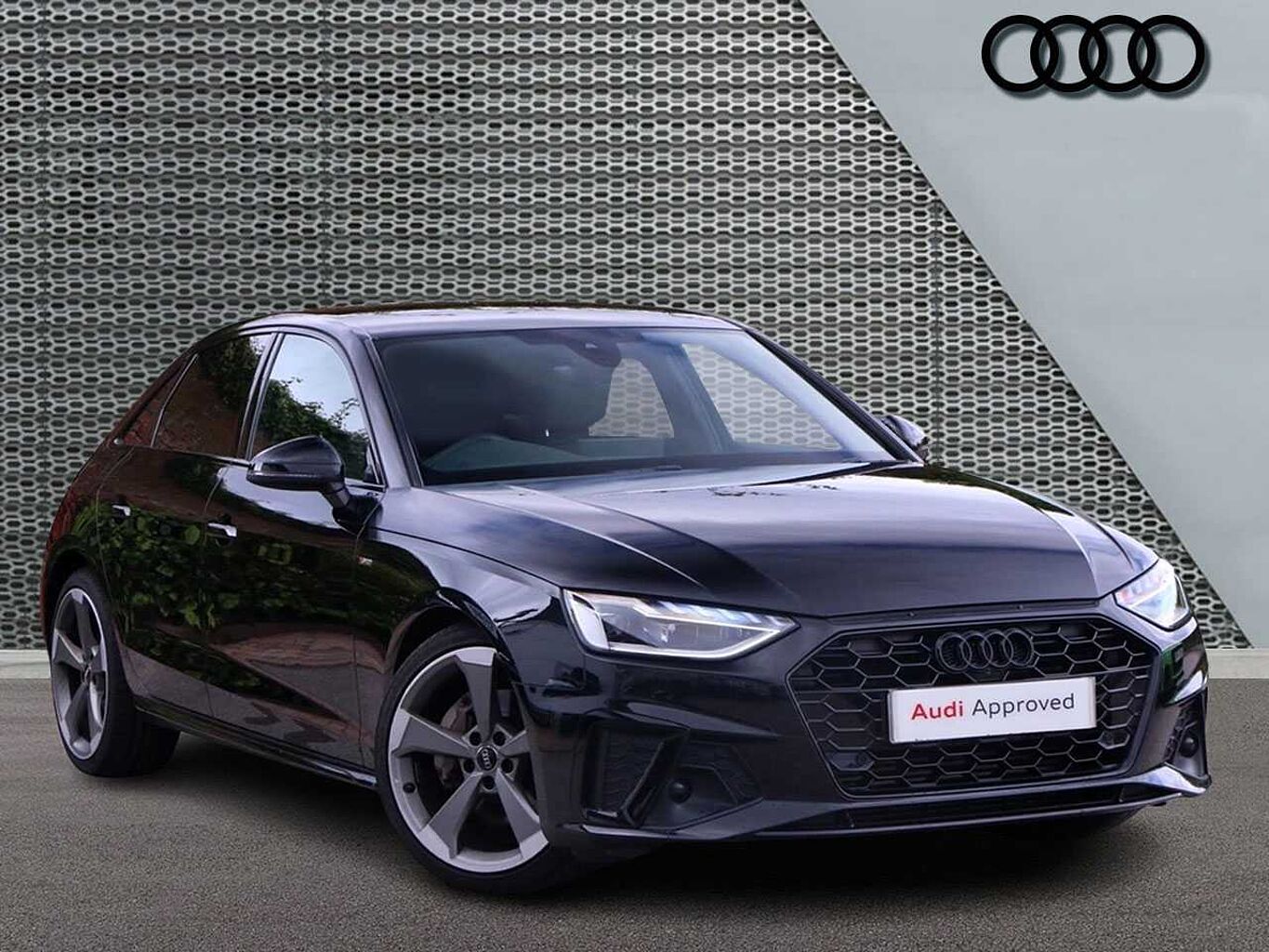 Main listing image - Audi A4