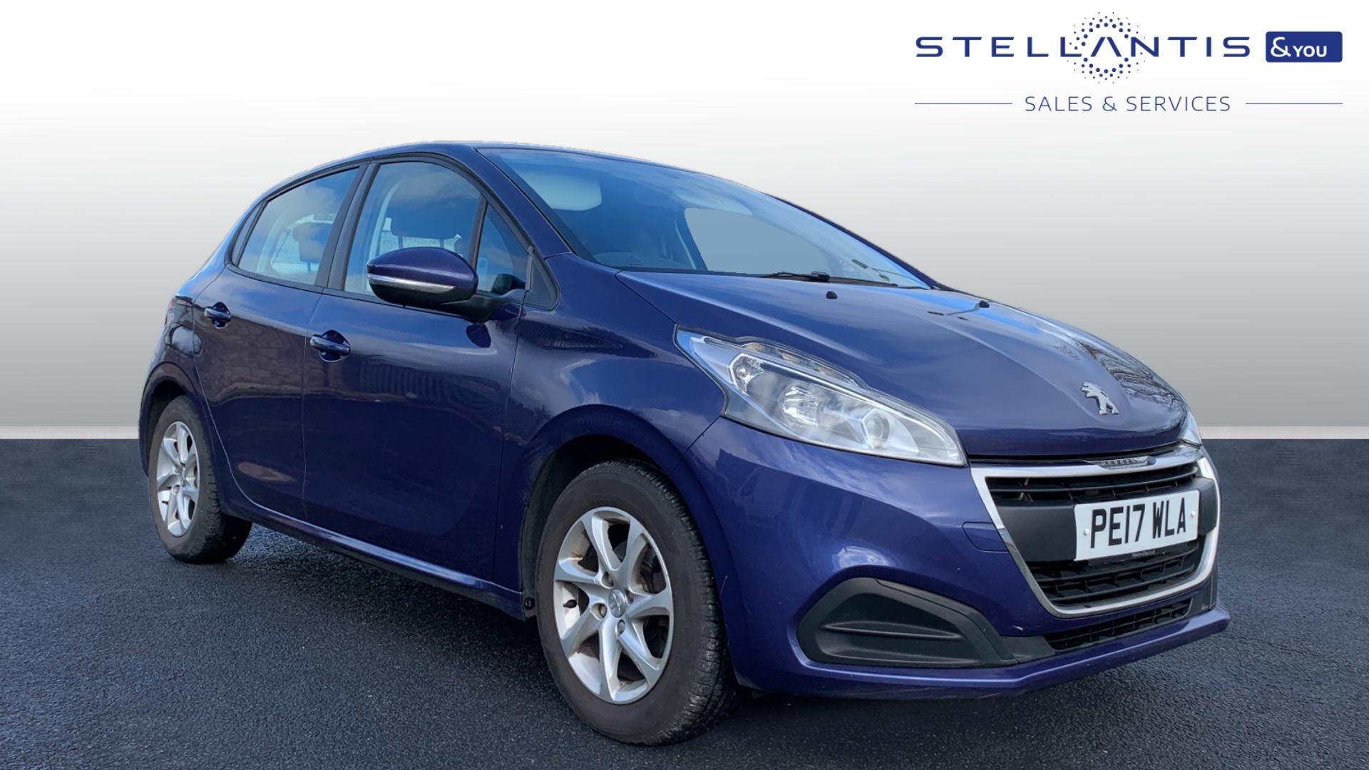 Main listing image - Peugeot 208