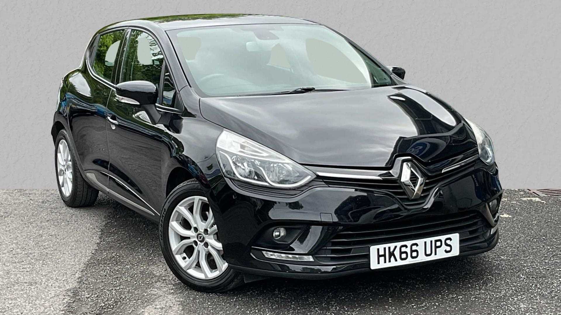 Main listing image - Renault Clio