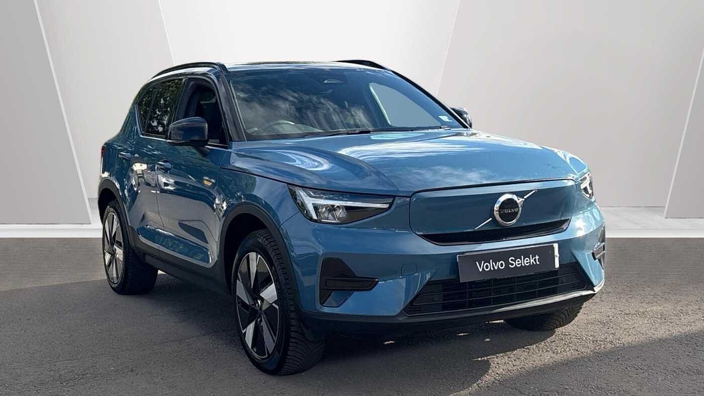 Main listing image - Volvo XC40