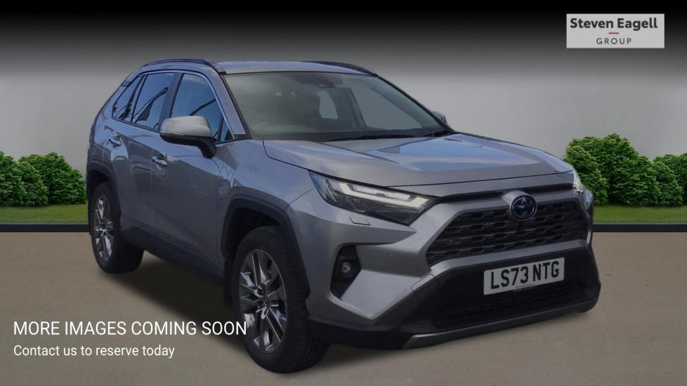 Main listing image - Toyota RAV4