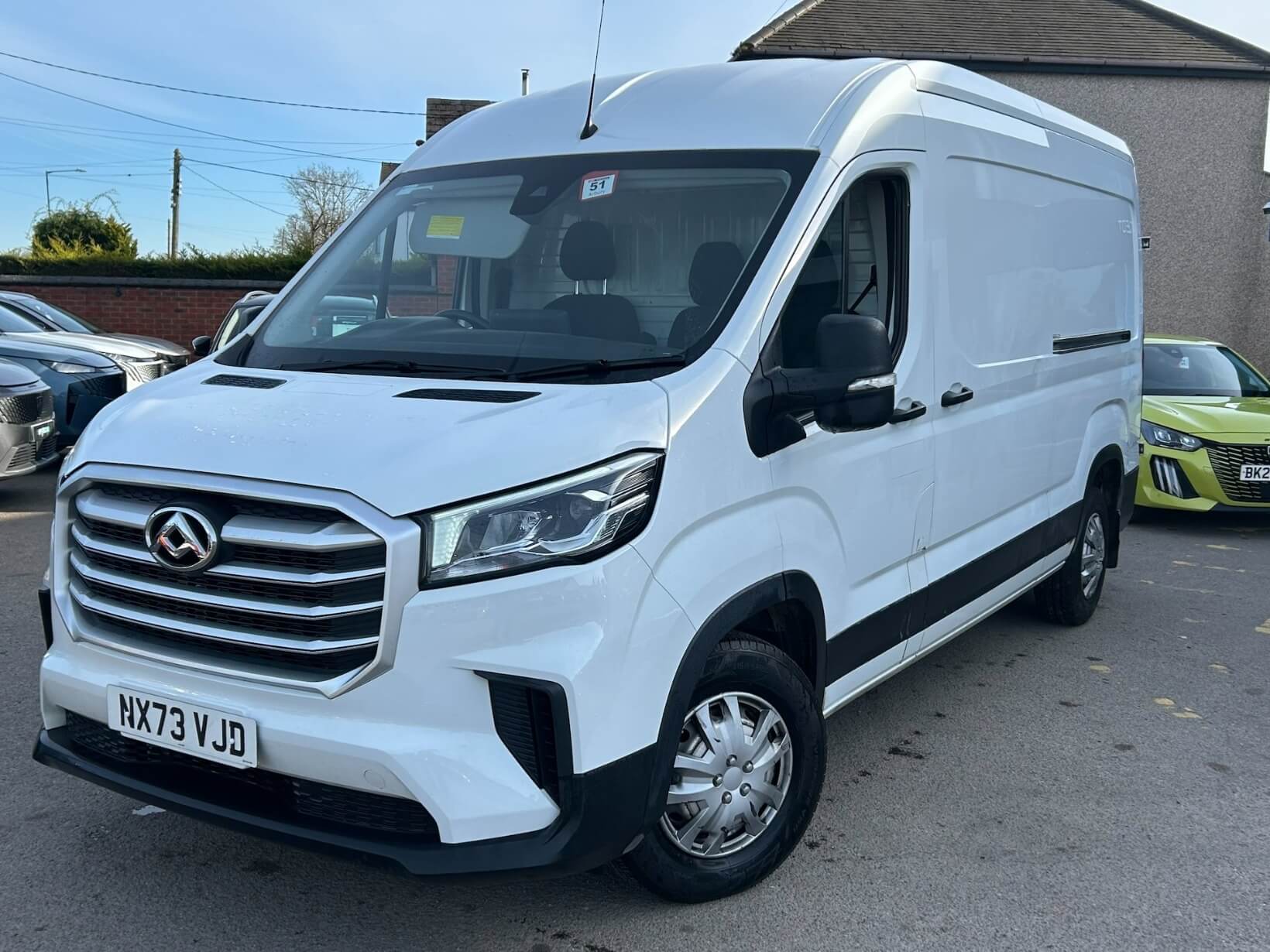 Main listing image - Maxus Deliver 9