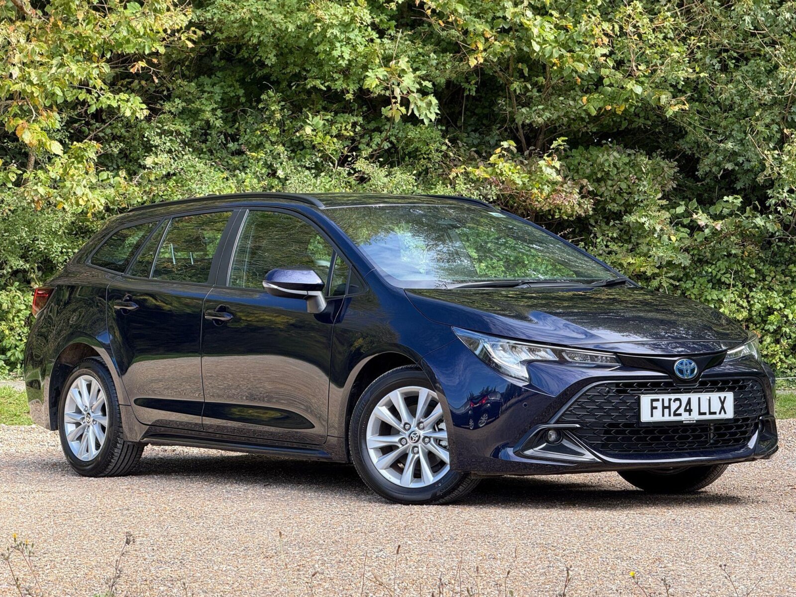 Main listing image - Toyota Corolla Touring Sport
