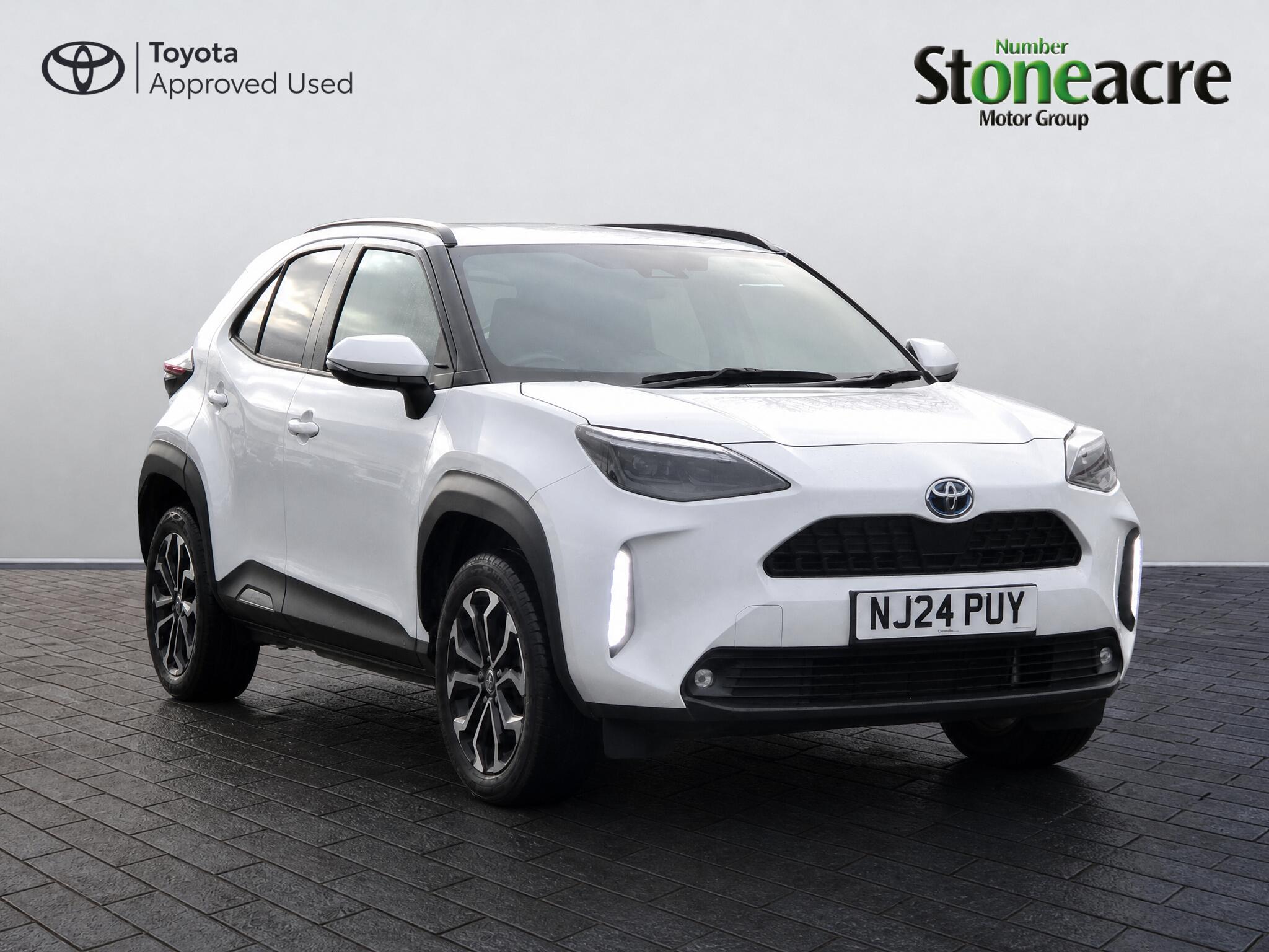 Main listing image - Toyota Yaris Cross
