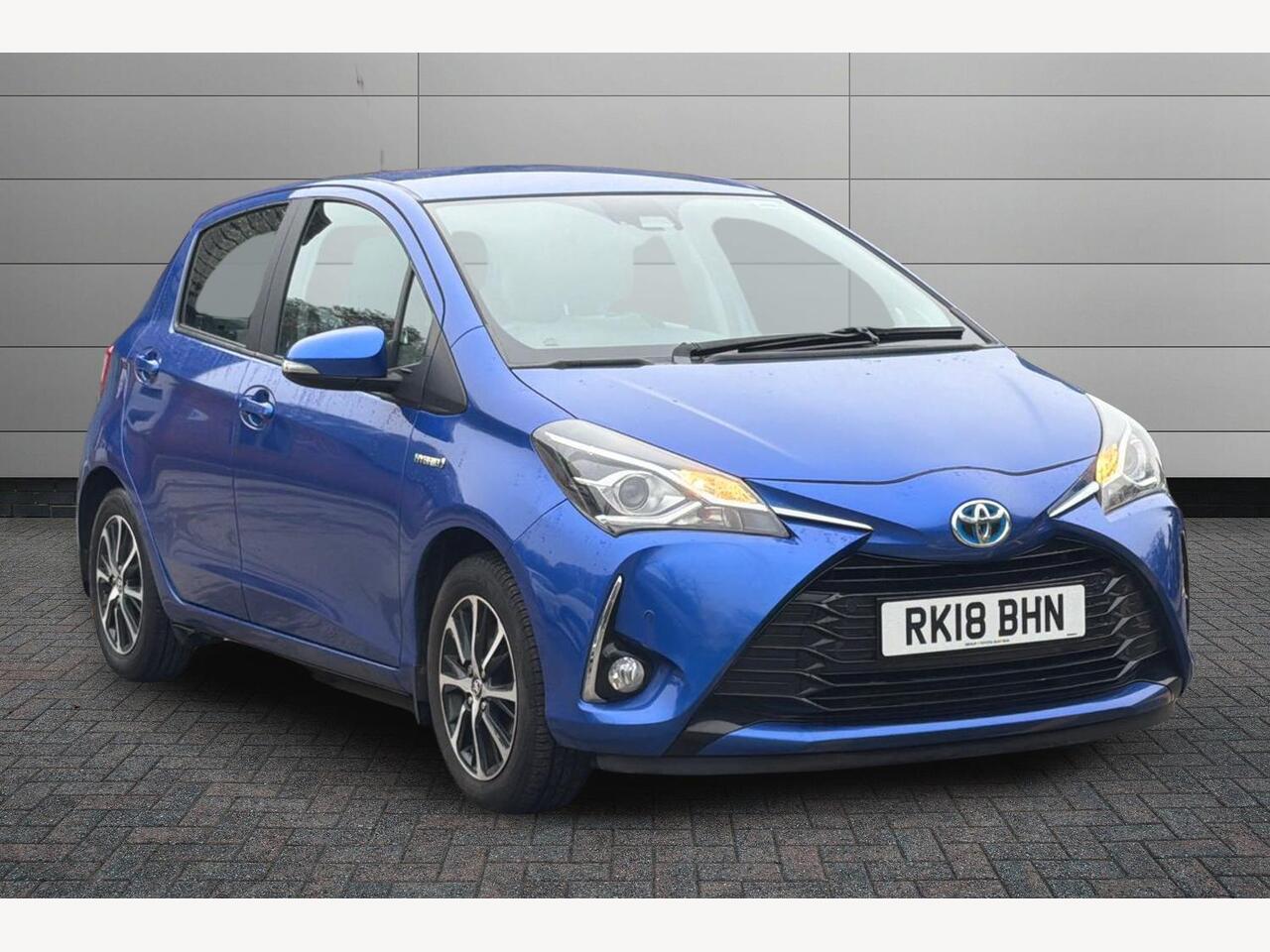 Main listing image - Toyota Yaris