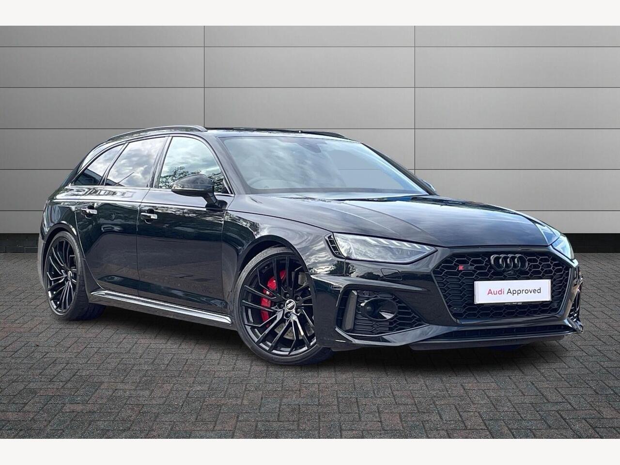 Main listing image - Audi RS4