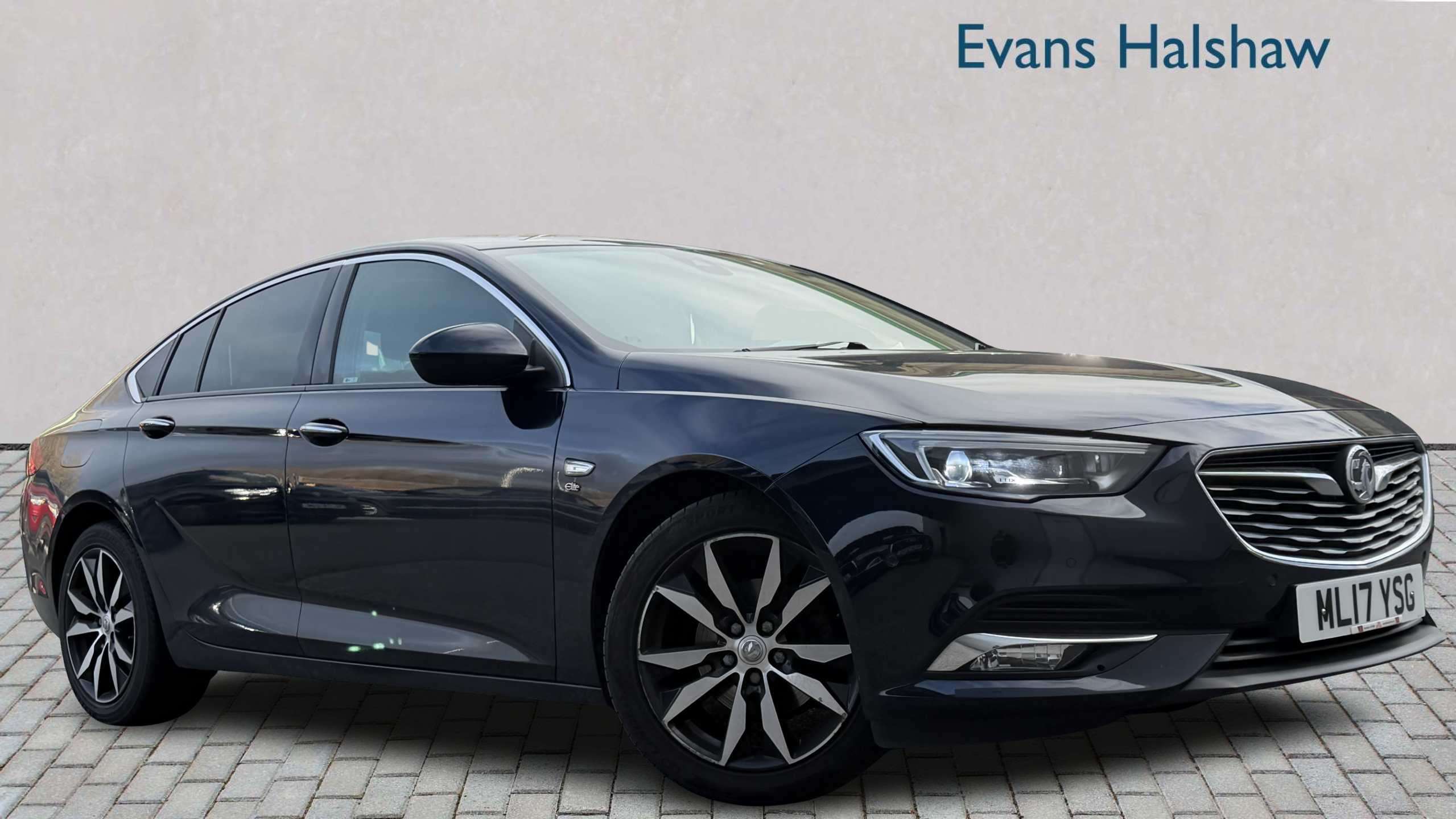 Main listing image - Vauxhall Insignia