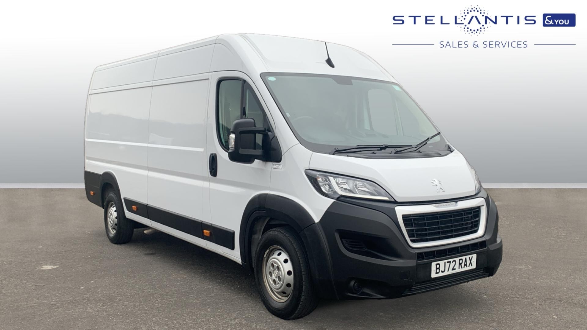 Main listing image - Peugeot Boxer