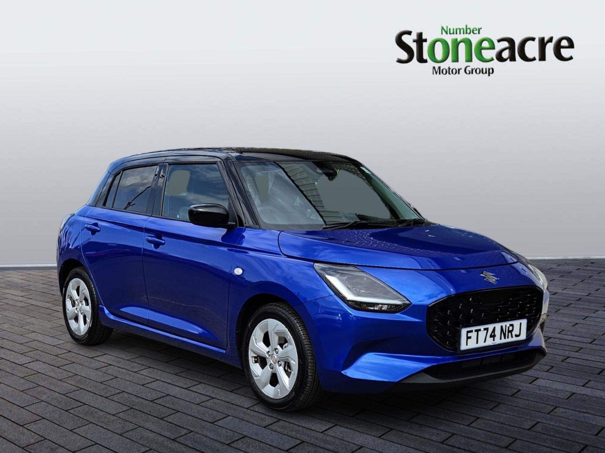 Main listing image - Suzuki Swift