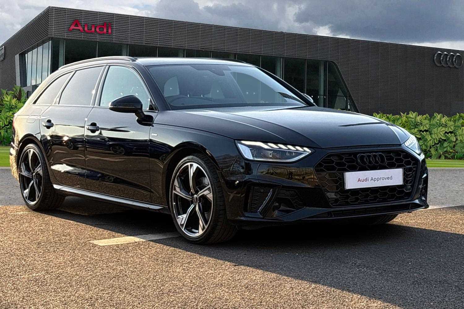 Main listing image - Audi A4 Avant