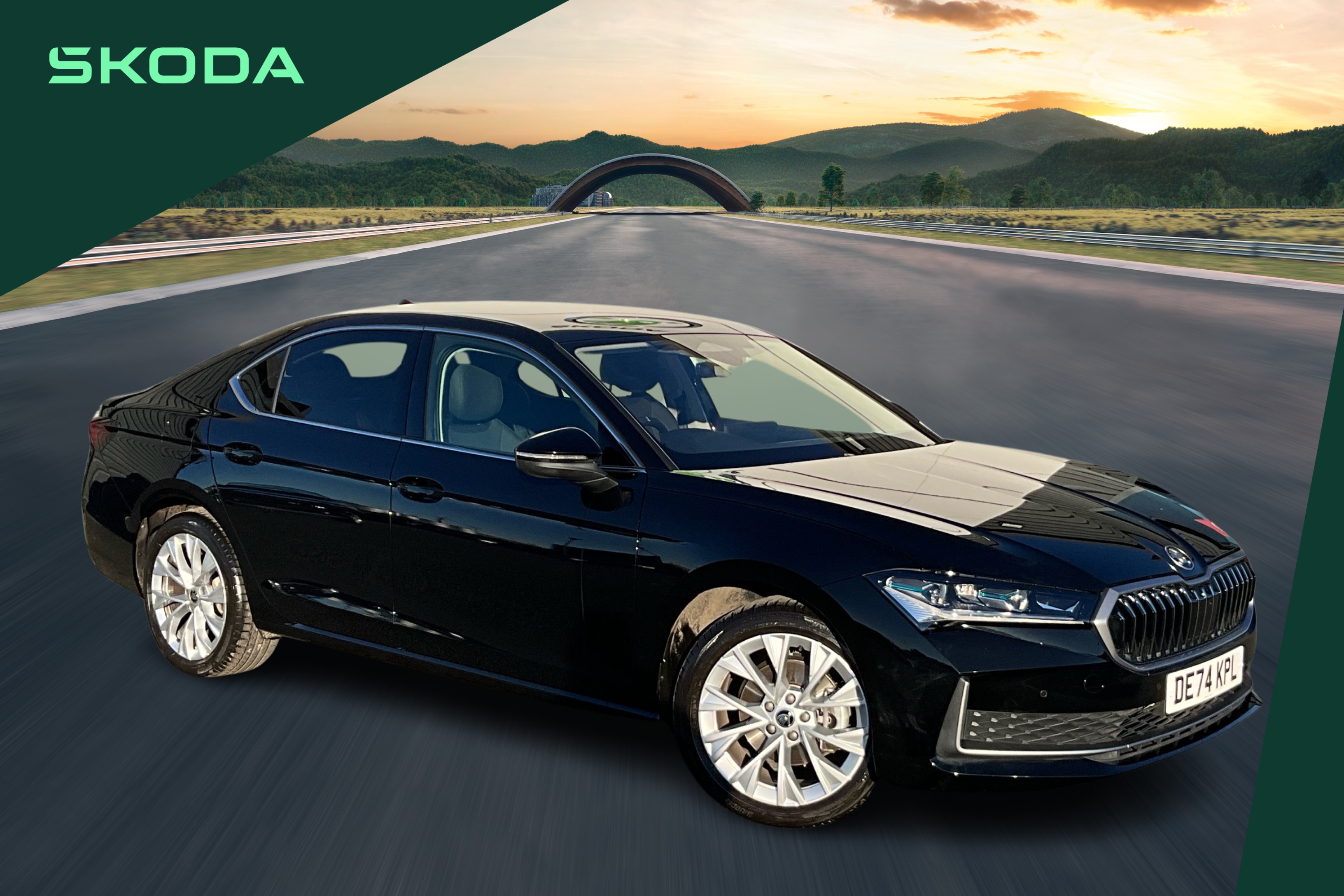 Main listing image - Skoda Superb