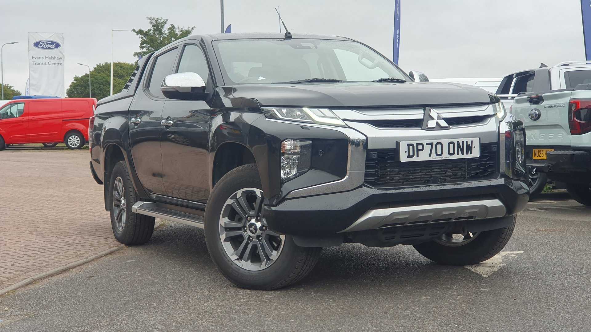 Main listing image - Mitsubishi L200