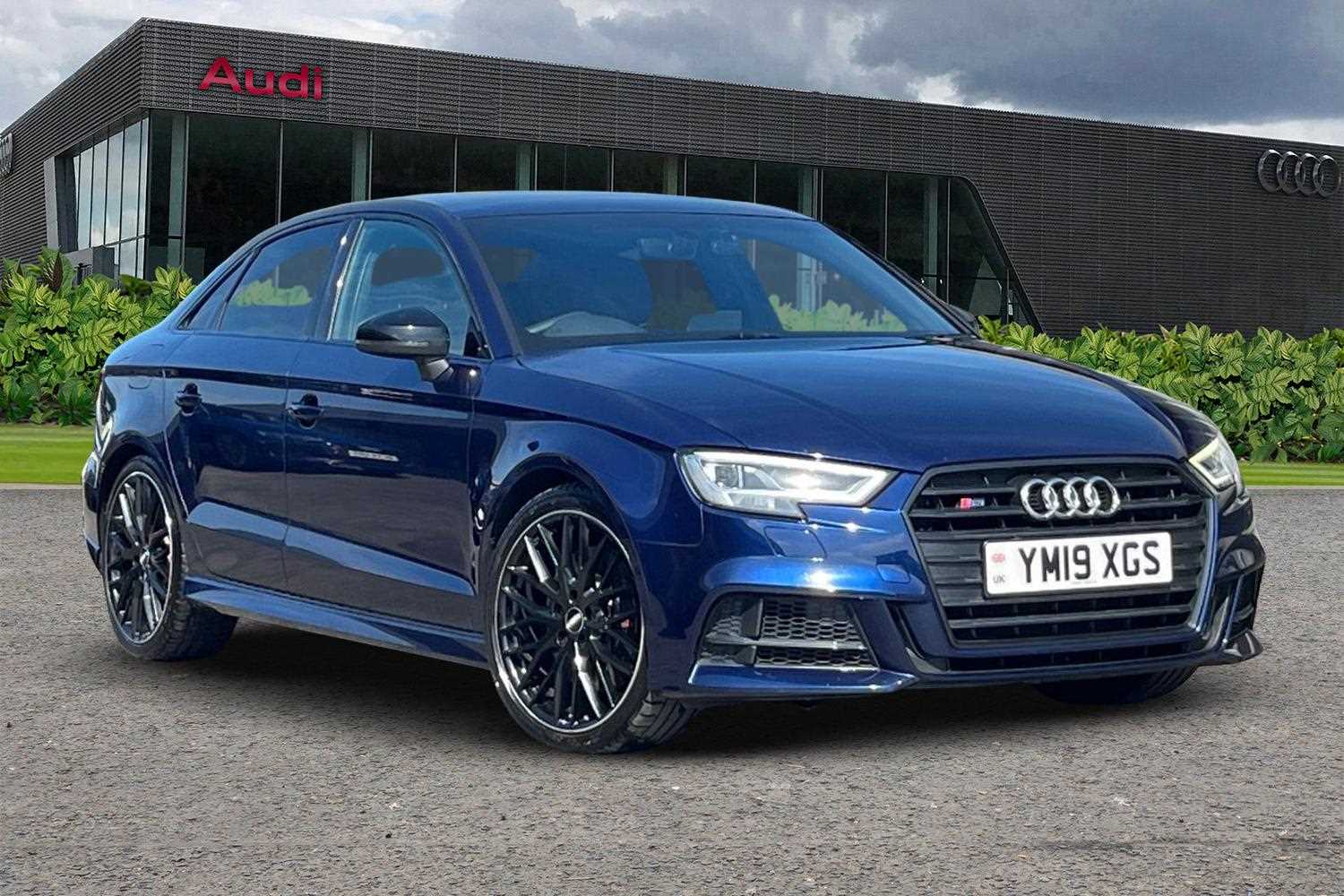 Main listing image - Audi S3