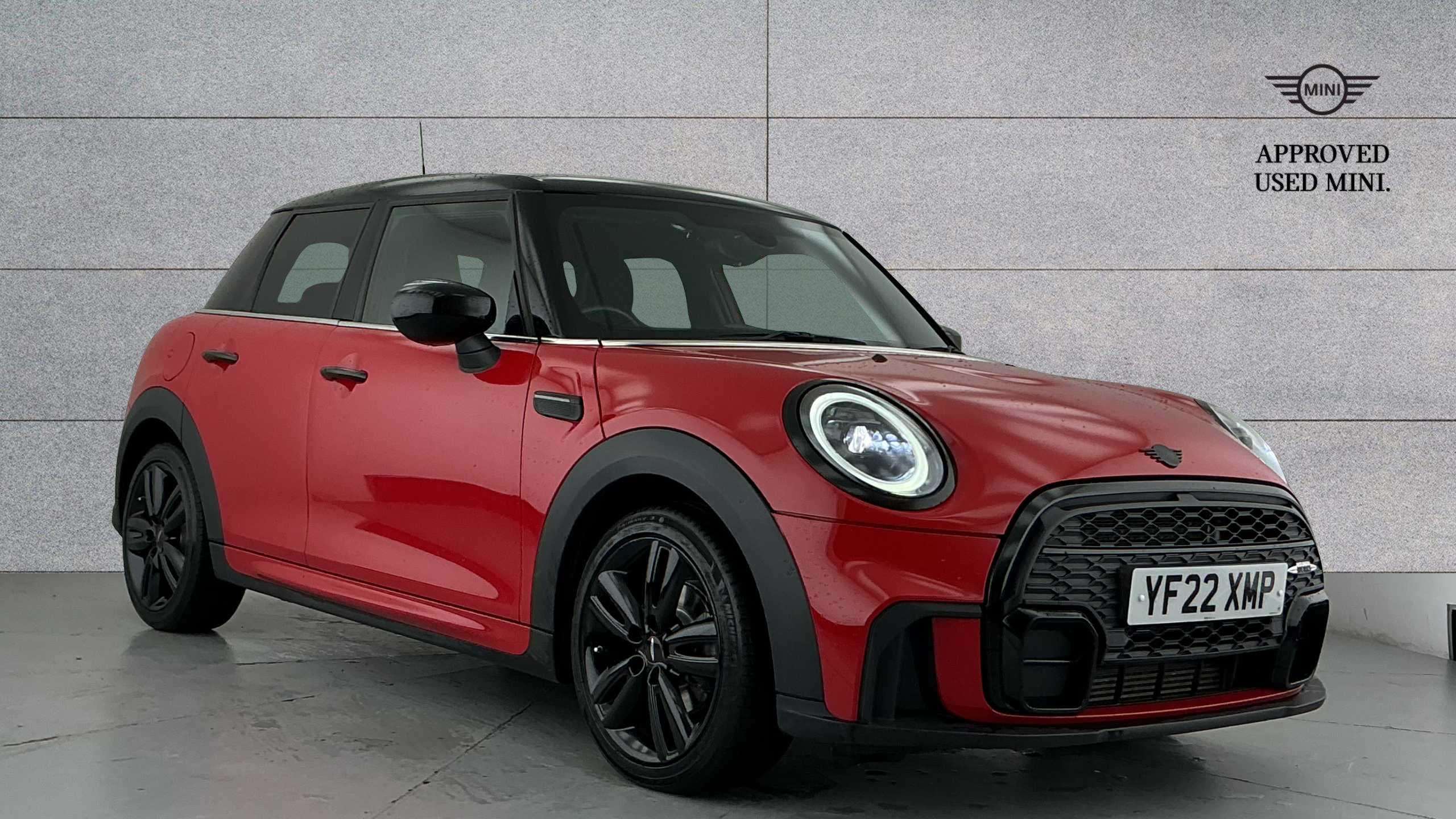 Main listing image - MINI Hatchback 5dr